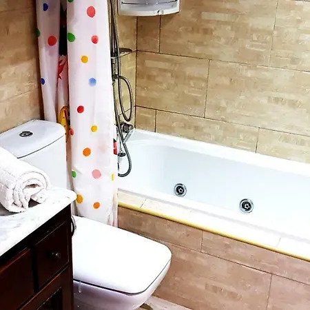 Apartamento Duplex Frente Al Mar Paseo Maritimo Apartment *